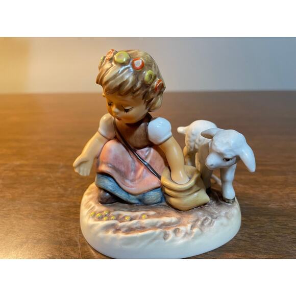 Goebel Hummelscapes Collection “Seeds of Friendship” 1999 Figurine. Read Details - Picture 6 of 8